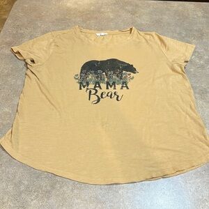 Women’s Maurices T-shirt size large